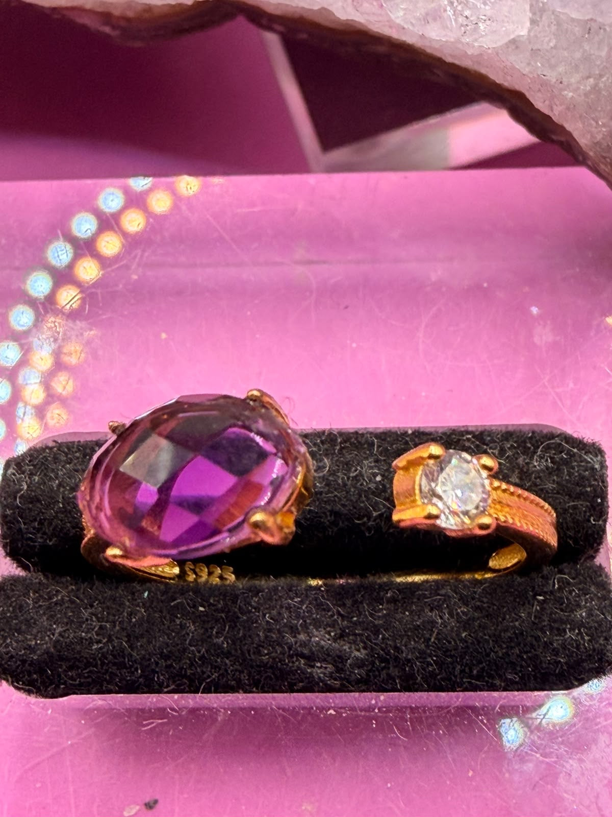 Ausgefallener Amethyst mit Zirkon Ring