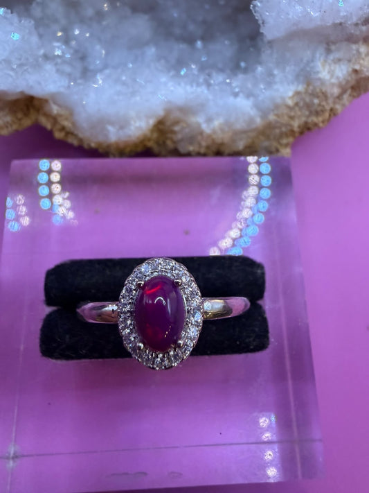 Lila Opal Ring mit Zirkonia