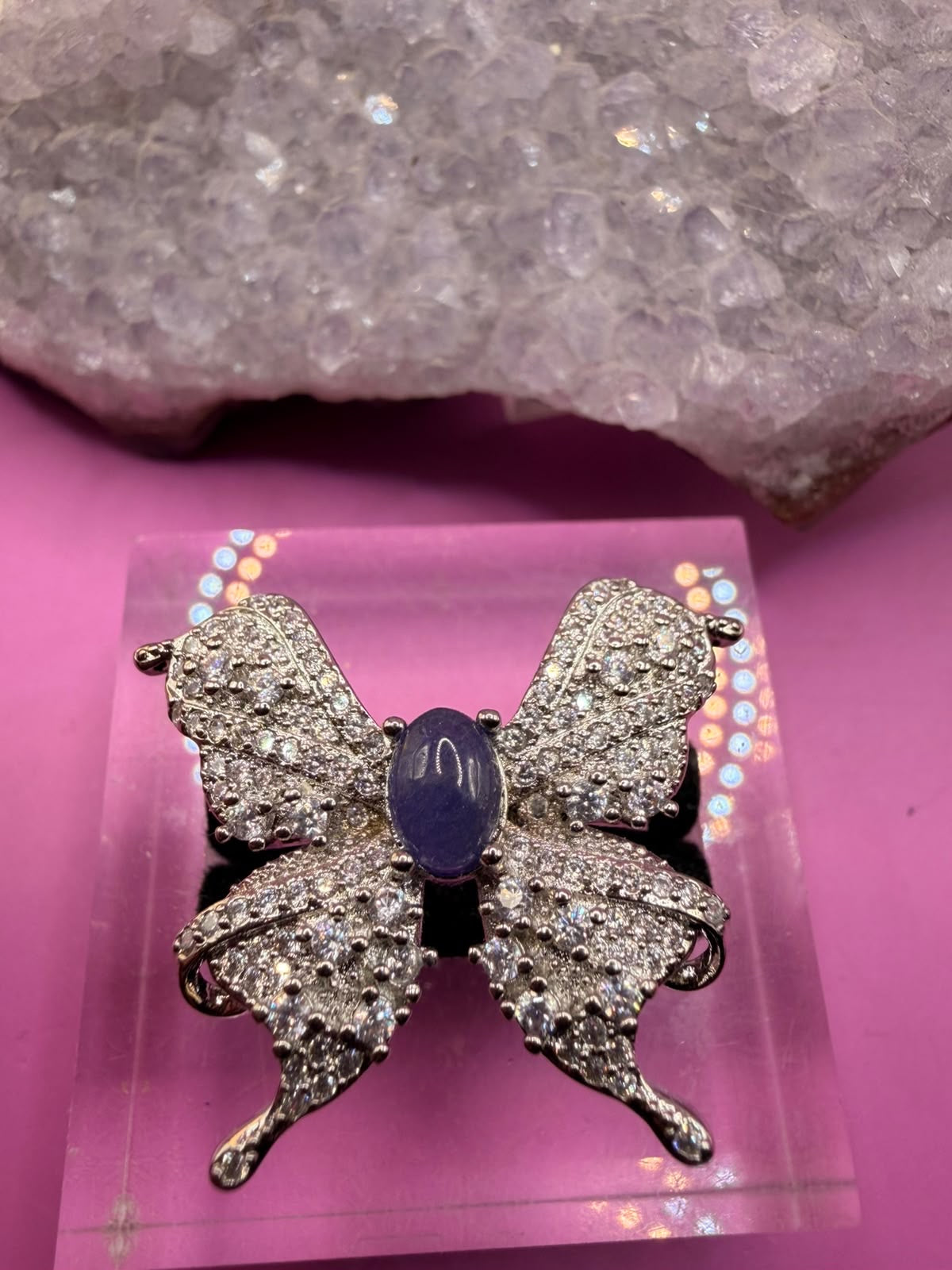 Großer Schmetterling Ring mit Tansanit und Zirkonia