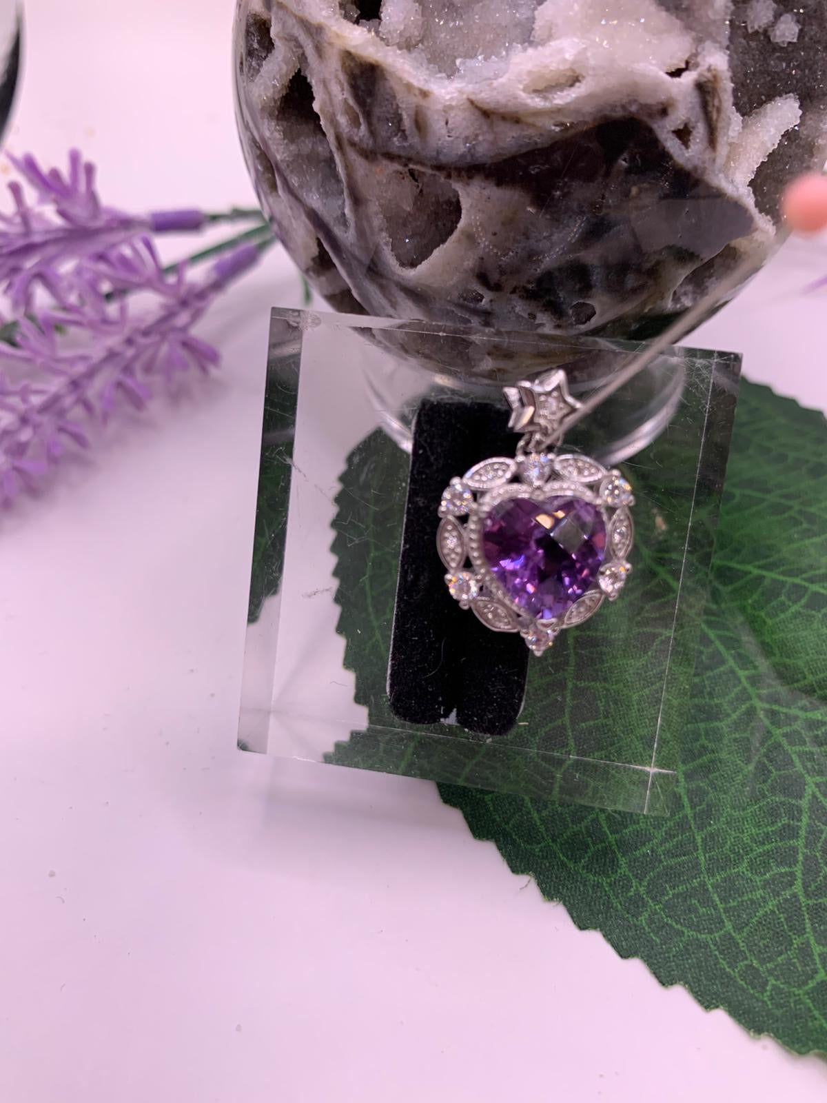 Amethyst mit Zirkon Herz Kettenanhänger