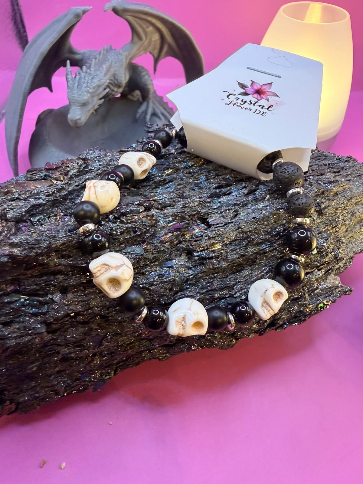 Skull Lava und Obsidian Handmade Armband